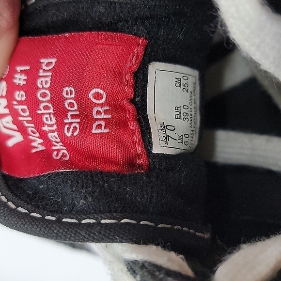 Men's Vans suede/canvas low top skate shoes - Picture 11 of 11